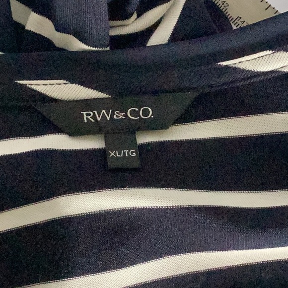 RW&CO - Picture 3 of 4